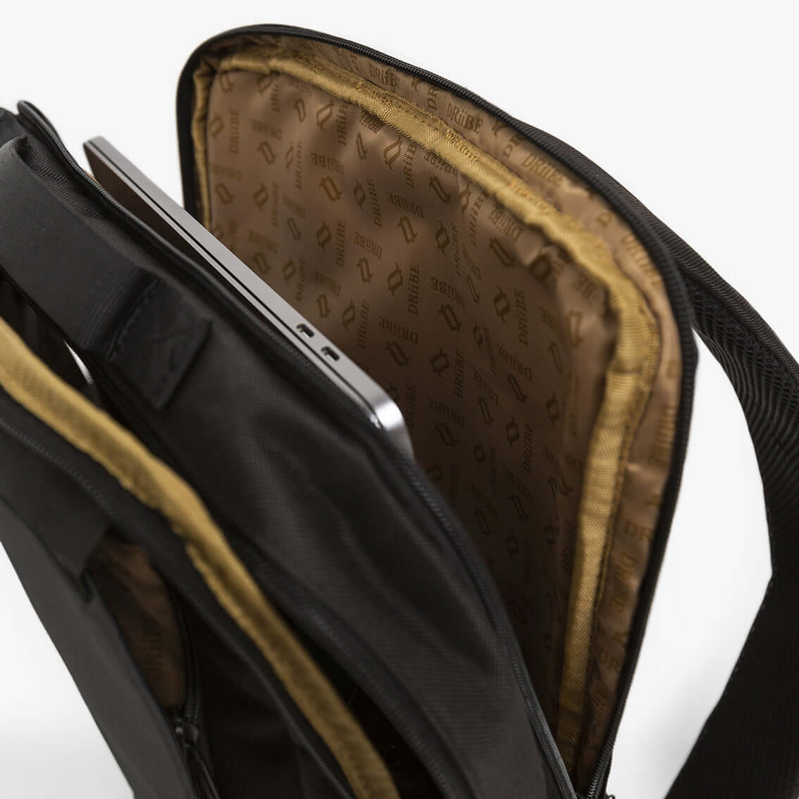 حقيبة للظهر عازلة للماء